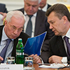 Пенсии Азарова и Януковича арестованы